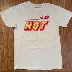 Fletcher Comfort Colors So Hot Retro White Graphic Tee Soft Small Cotton Vtg Sty